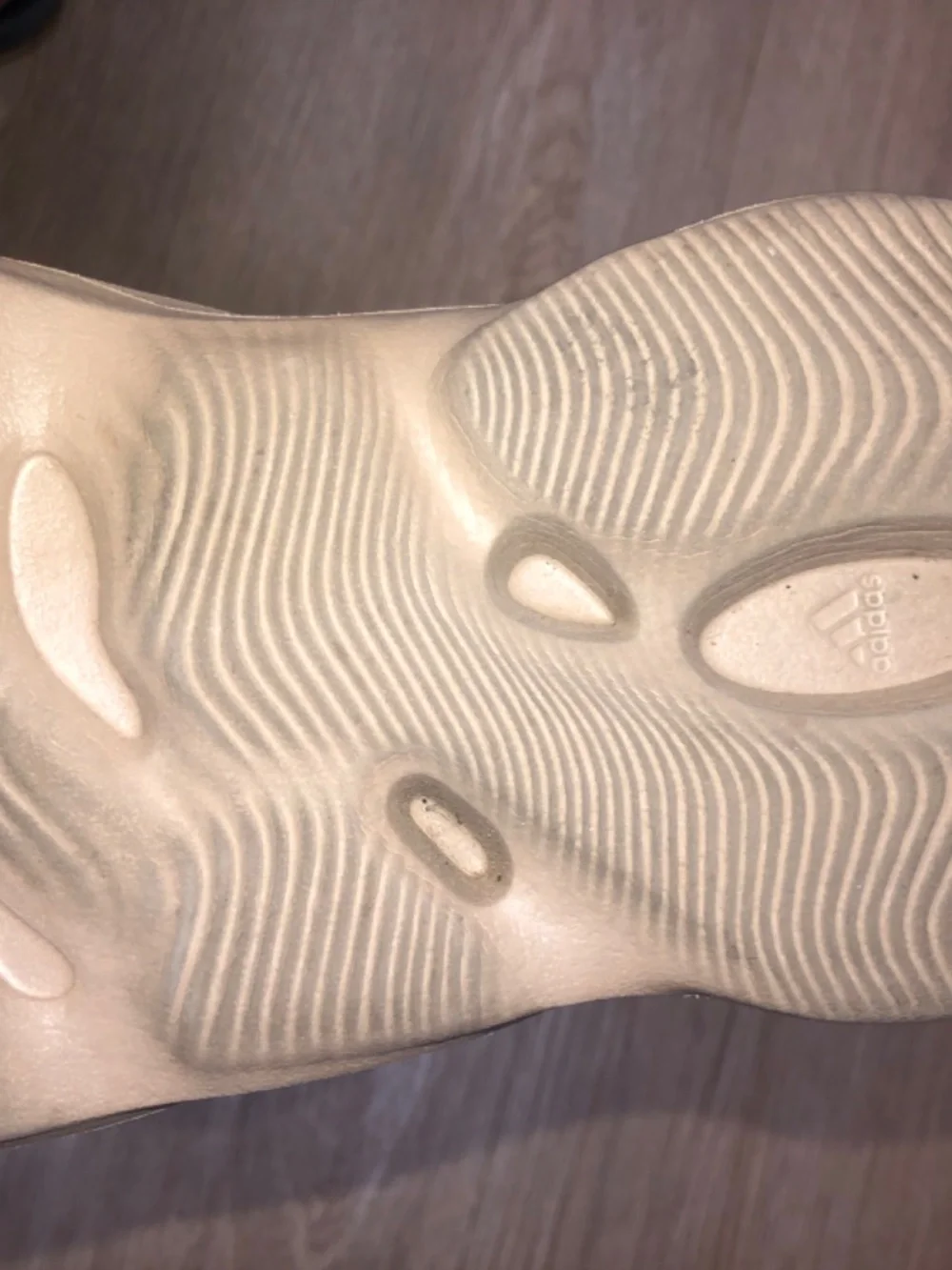 YZY Slides SAND size 9
